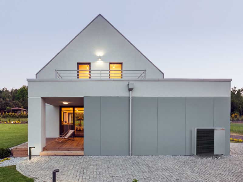 Gradnja hiše - nova stanovanjska hiša.